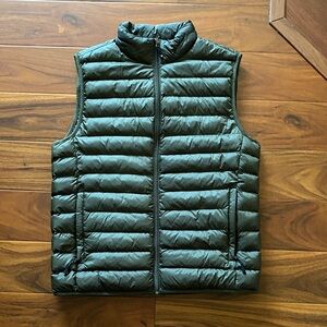32 Degrees Dark Green Quilted Vest